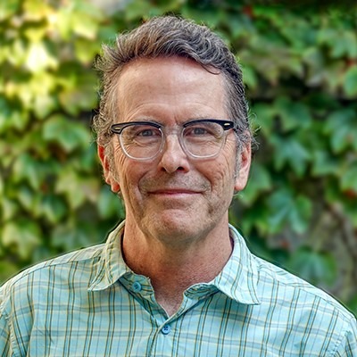 Dr. Thomas Perreault